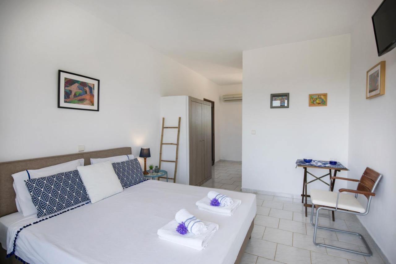 Kahlenberg Apartments Afytos Exterior photo