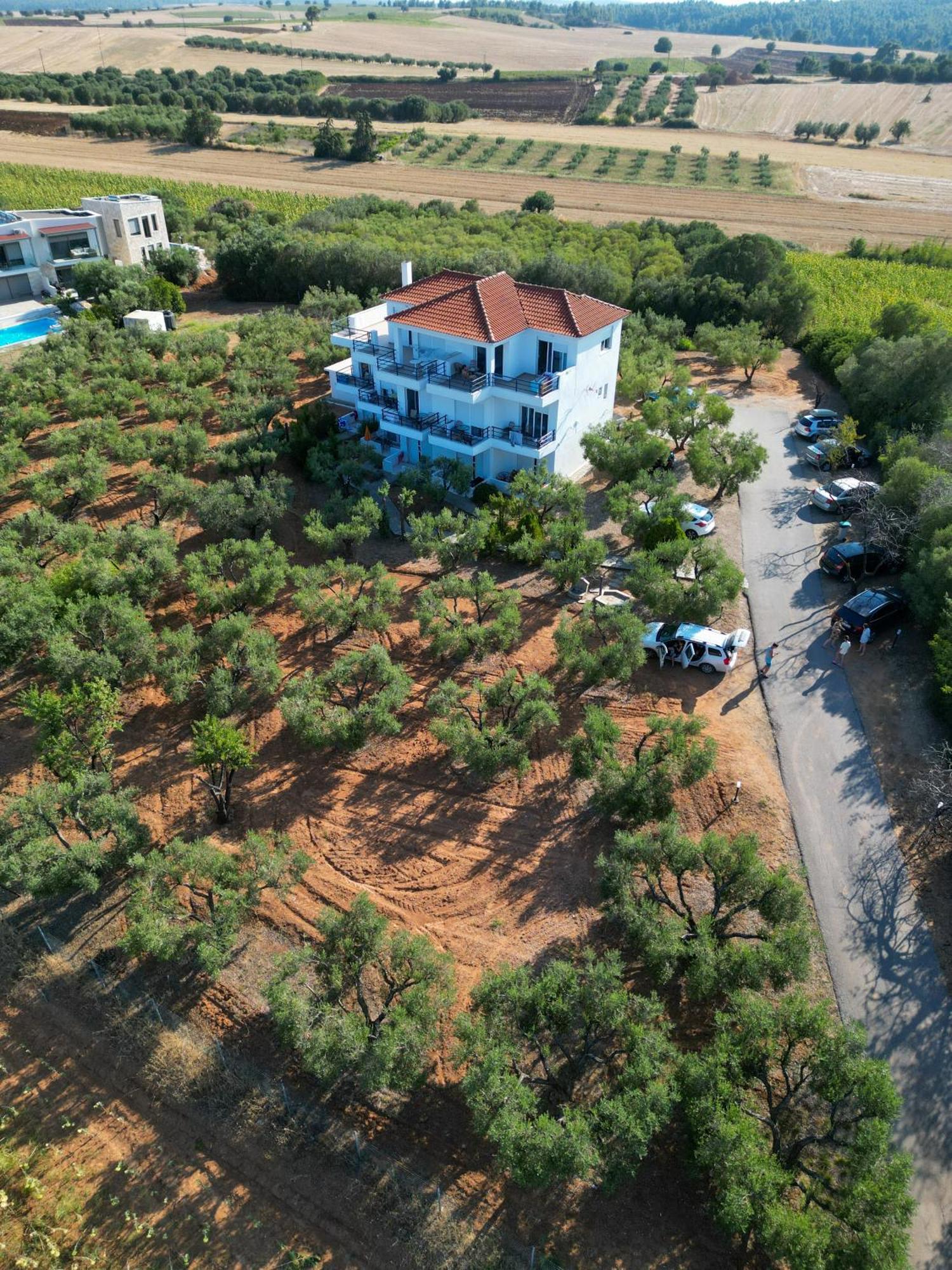 Kahlenberg Apartments Afytos Exterior photo